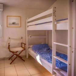 Chambre avec lits jumeaux de la Villa Basque - Villa Caroline au Cap Ferret